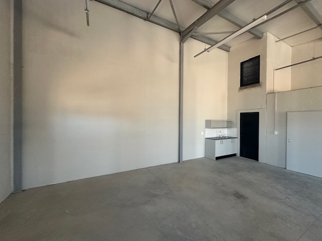 To Let commercial Property for Rent in Marconi Beam Industria Western Cape